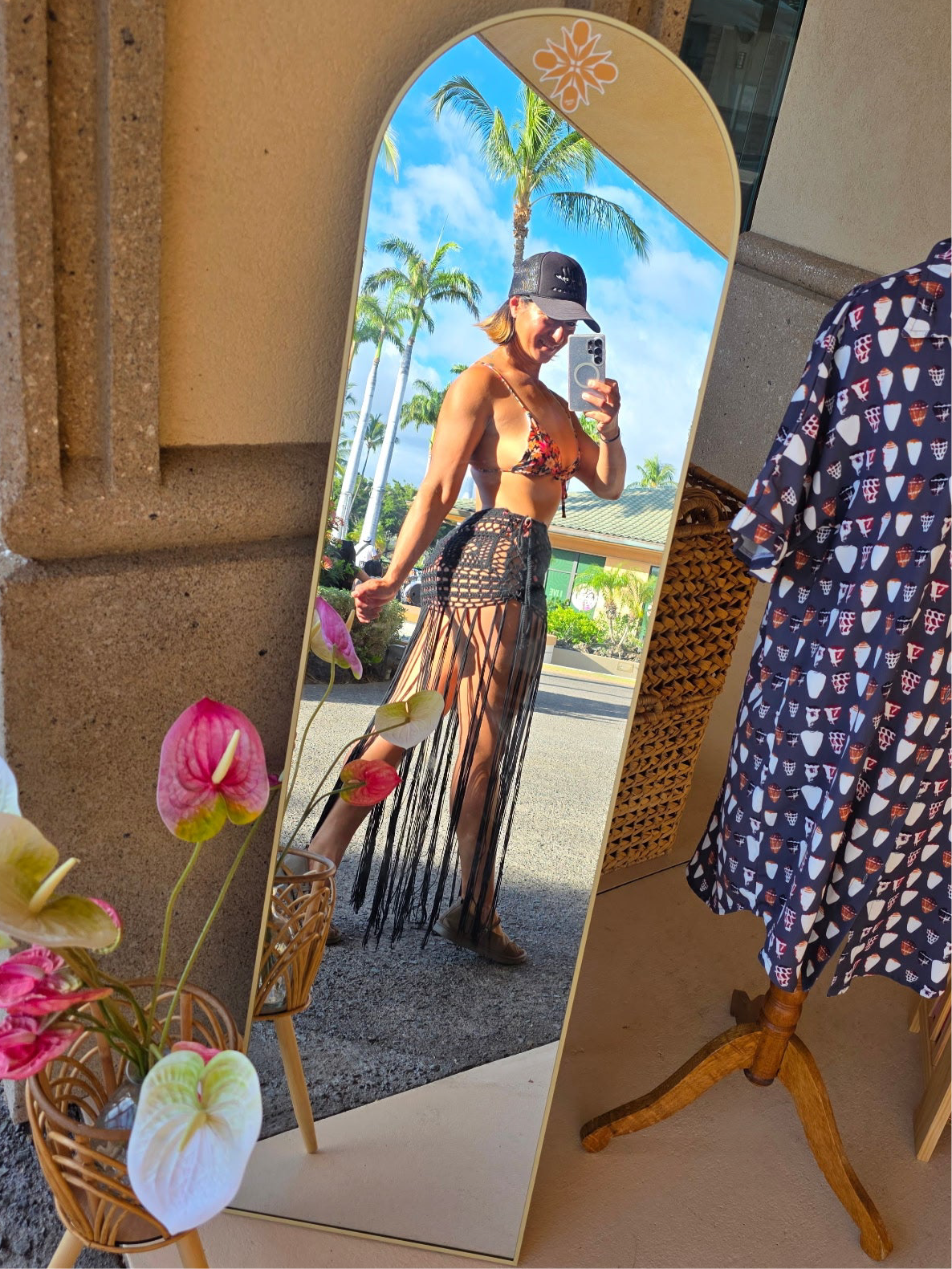KNITTED TASSLE BEACH SKIRT