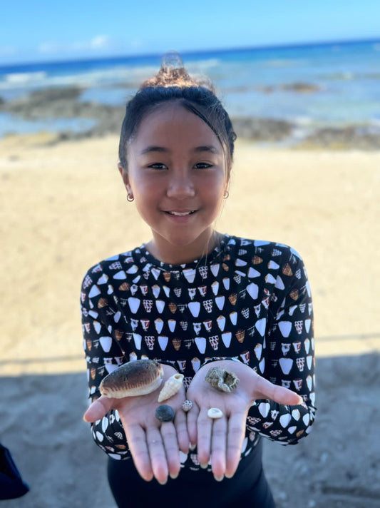 WAIPI'O LONGSLEEVE in PUPU SHELLS
